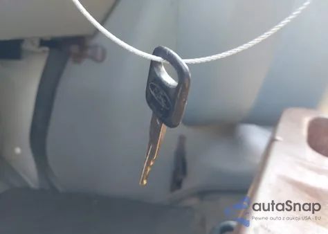 2010 Ford E-150 Commercial/Recreational from USA, damaged, VIN 1FTNE1EW7ADA87528